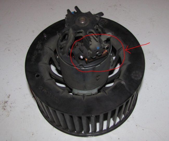Логан плохо греет печка при прогретом двигателе почему
