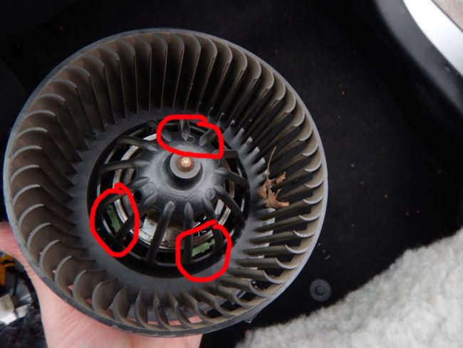 Логан плохо греет печка при прогретом двигателе почему