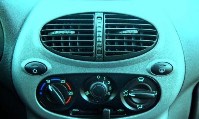 Лада калина не переключается заслонка печки