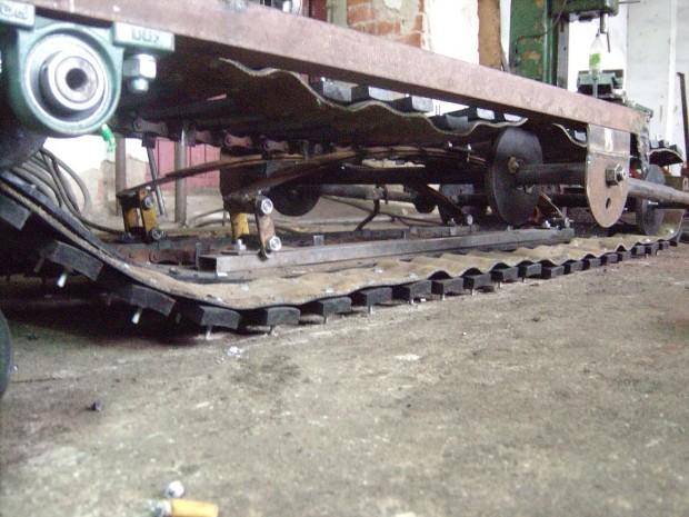 Мотособака муравей. Гусеницы самодельных снегоходов. Чертеж мотособака 380 гусеница. Гусеницы самодельных снегоходов. Гусеницы из цепей для вездехода.