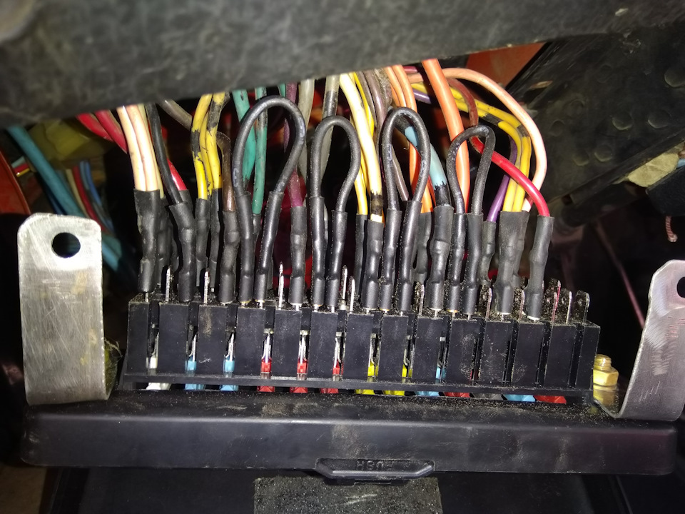 Установка блока предохранителей нового образца от Газ на Ниву. (+ Схема) - Lada 