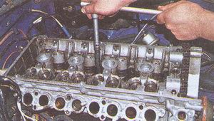 Гбц змз 406 инжектор. Головка блока змз 406 инжектор. Головка блока цилиндров змз 406. Гбц 406 двигатель инжектор. Головка блока цилиндров змз 405 евро 2.