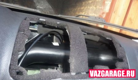 Скрип панели приборов на Лада Гранта. Как убрать?